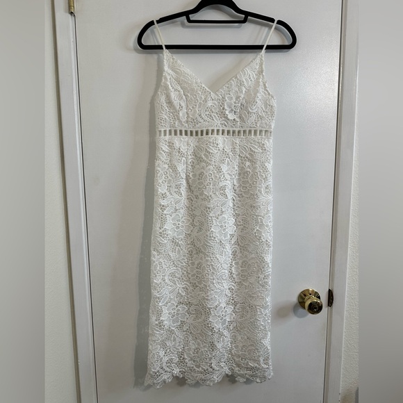 FOREVER 21 Lace Overlay White Midi Dress EUC - Picture 3 of 13